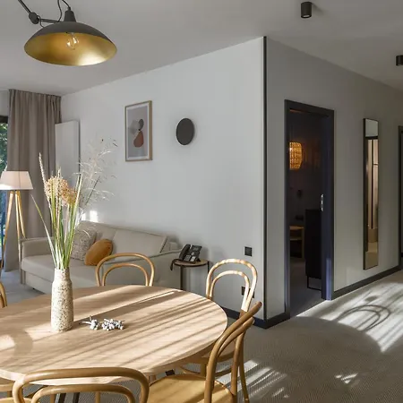 Apart-hotel Saltic & 4*